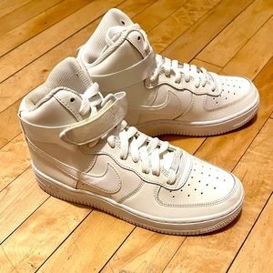 🆕NIKE AirForce 1 High Top Sneakers in White